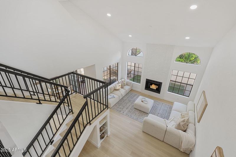 11011 N 92nd St UNIT 1106 - 19