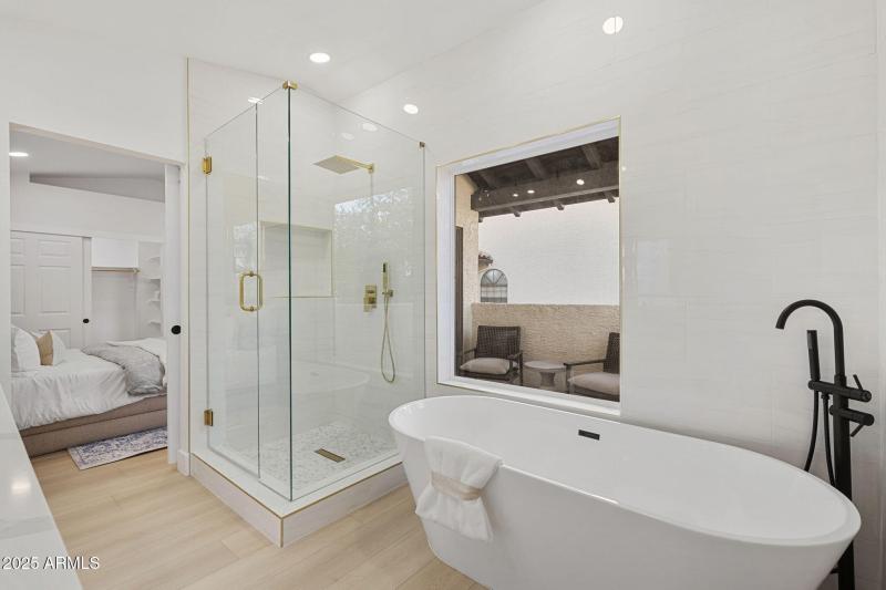 11011 N 92nd St UNIT 1106 - 26