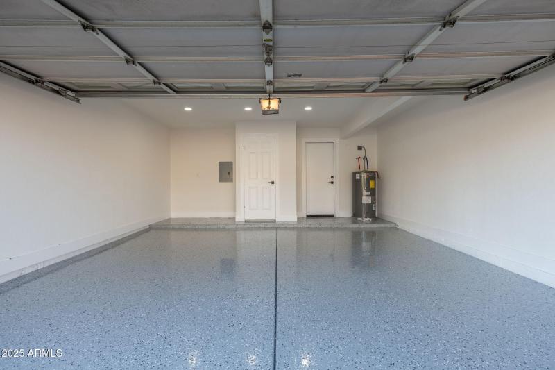 11011 N 92nd St UNIT 1106 - 30