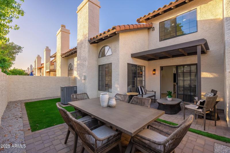 11011 N 92nd St UNIT 1106 - 34