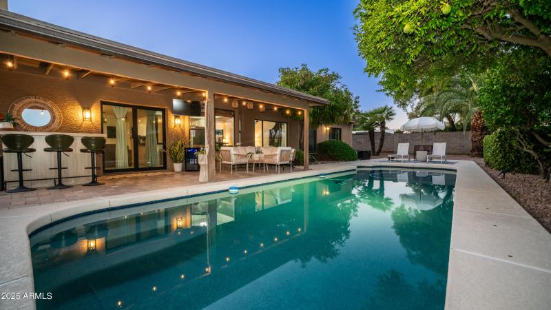 15831 N 47th Pl Exterior Photos-18