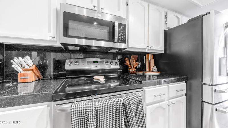 15831 N 47th Pl (17)