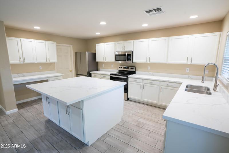 Phoenix House_Web-14