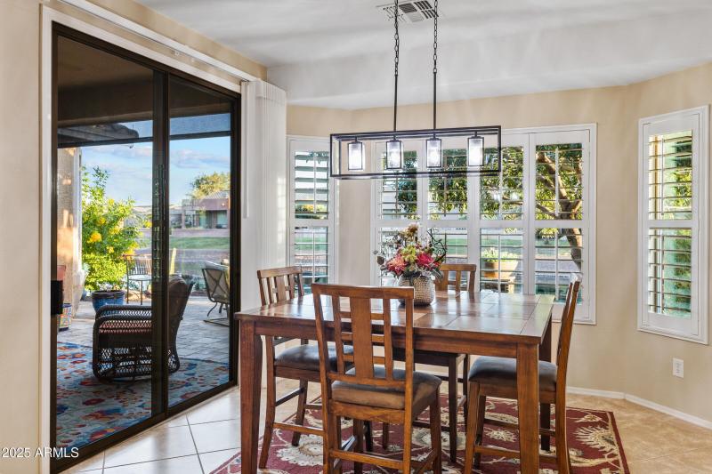 42551 W Candyland Pl-16