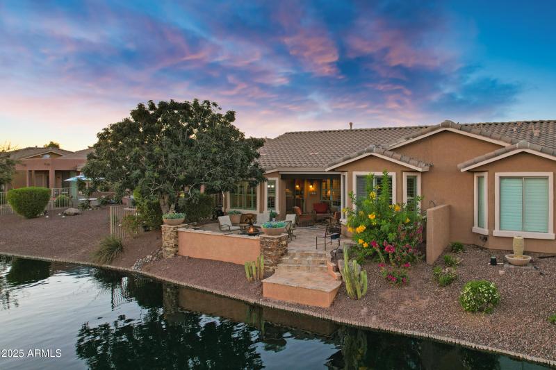 42551 W Candyland Pl-50