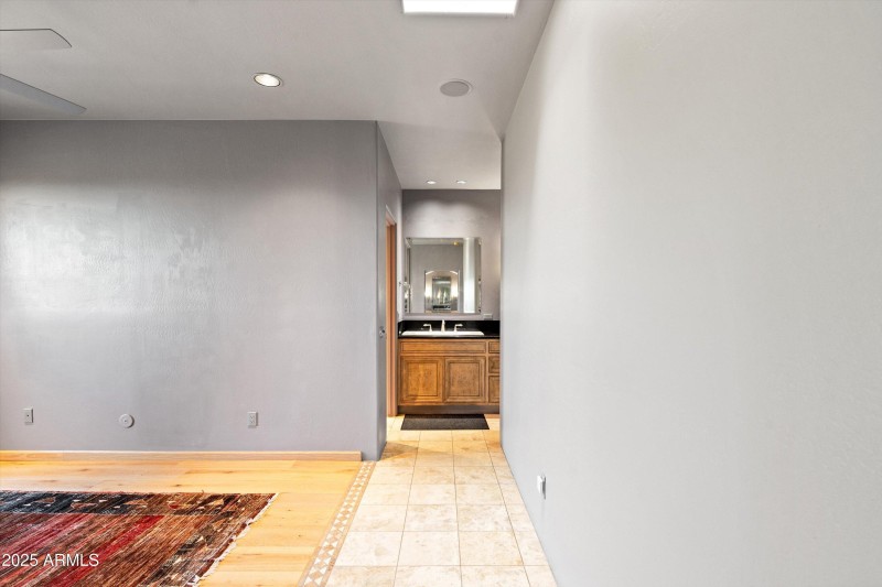 46-Primary Suite Room