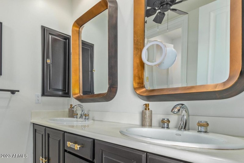 Guest Room Bathroom