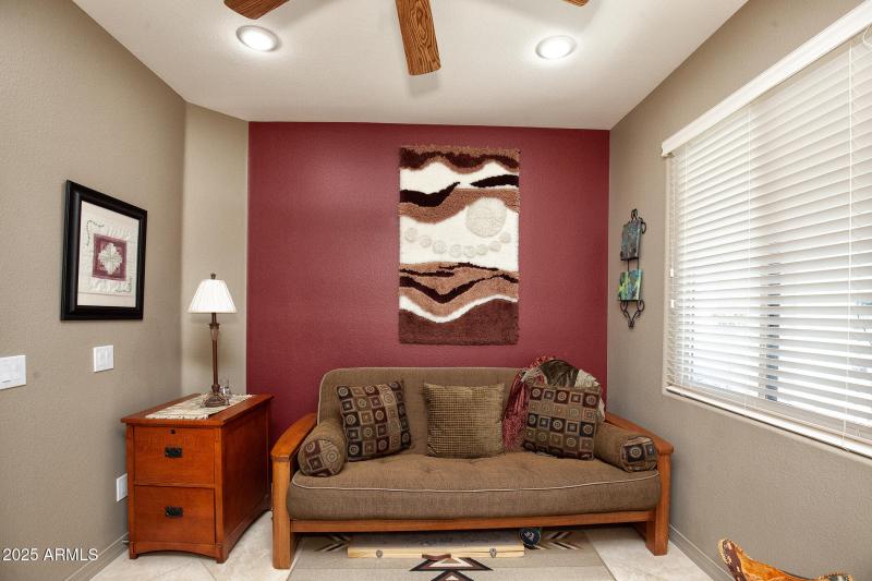 055_17738NPhoenicianDr