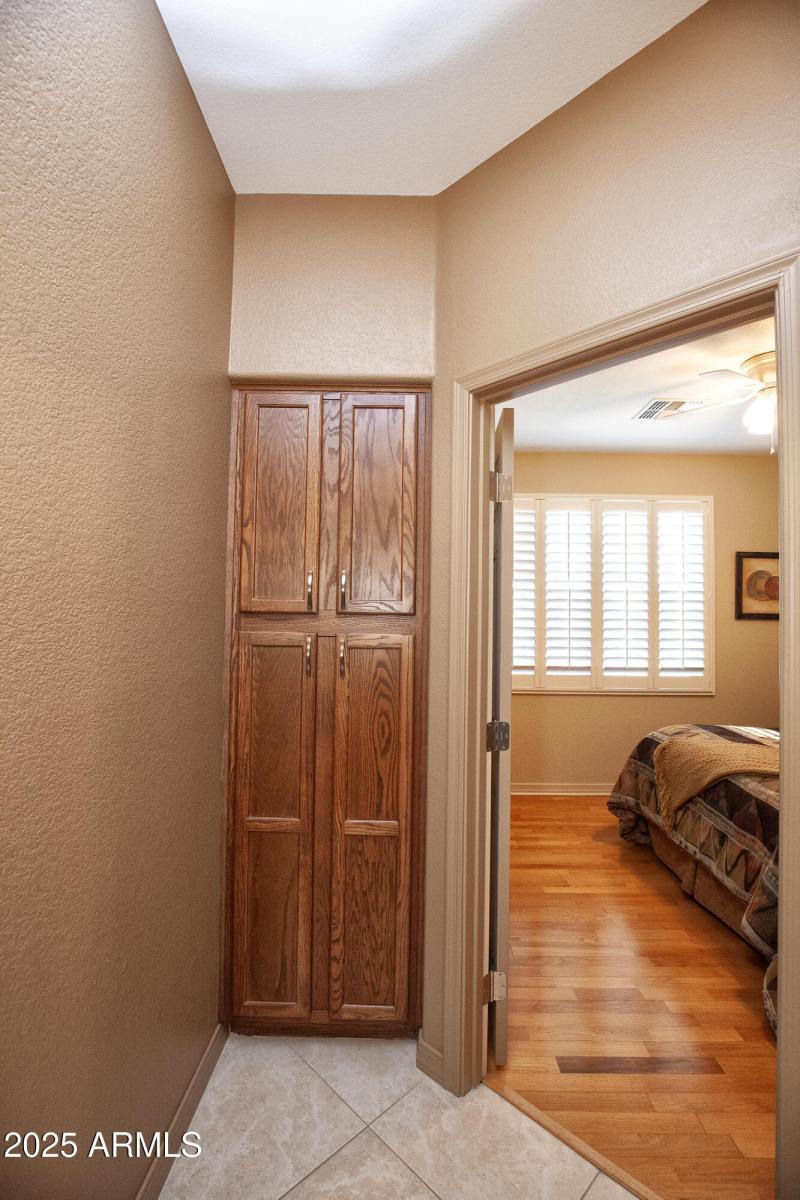 058_17738NPhoenicianDr