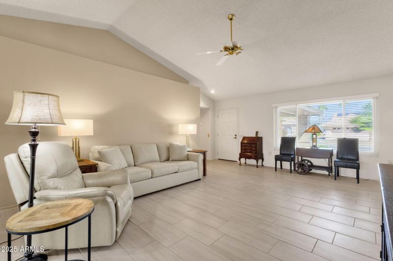 8-web-or-mls-14627-w-trading-post-dr