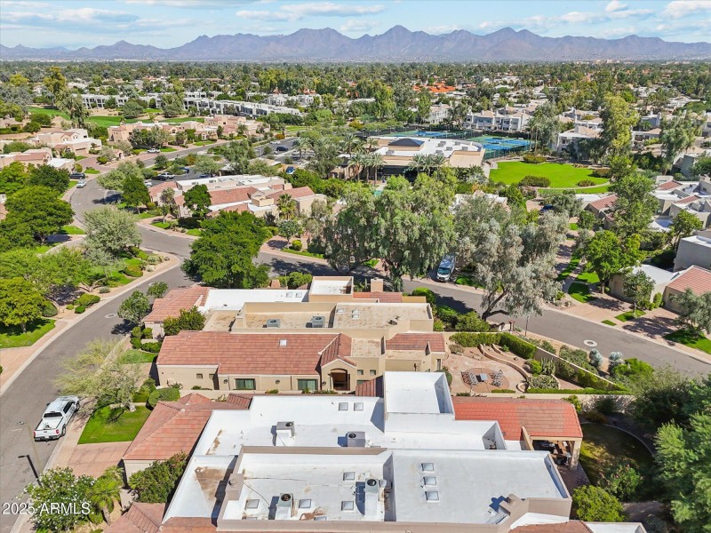 Walking Distance to The Estate Club