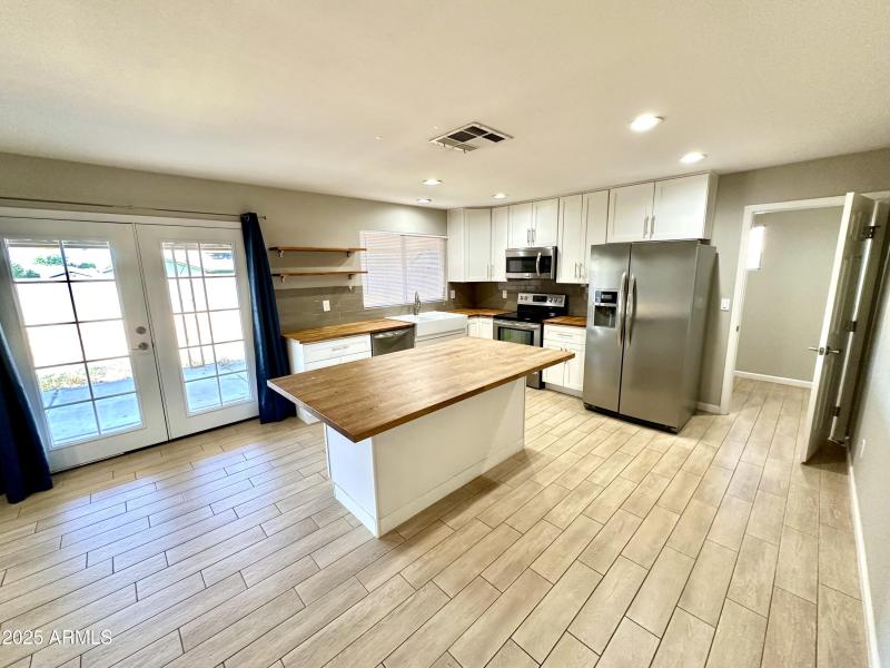 Photo Nov 07 2023, 11 26 28 AM