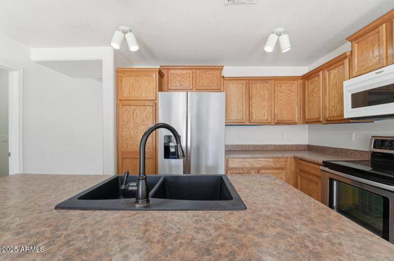 11589 W Lee Ln-17 - Copy