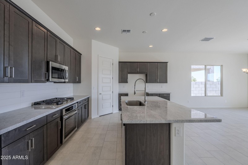 6-web-or-mls-Desert-6