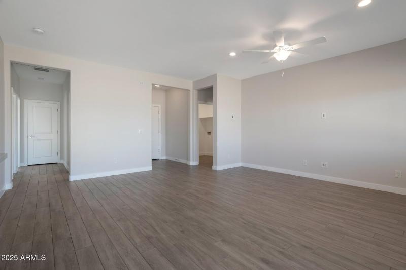 6-web-or-mls-Qp-7836