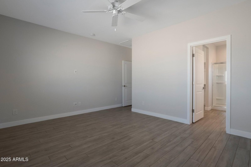 14-web-or-mls-Qp-7851