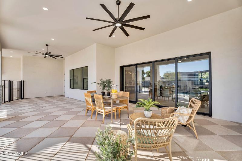 74-web-or-mls-19875 E SIlver Creek Ln-59