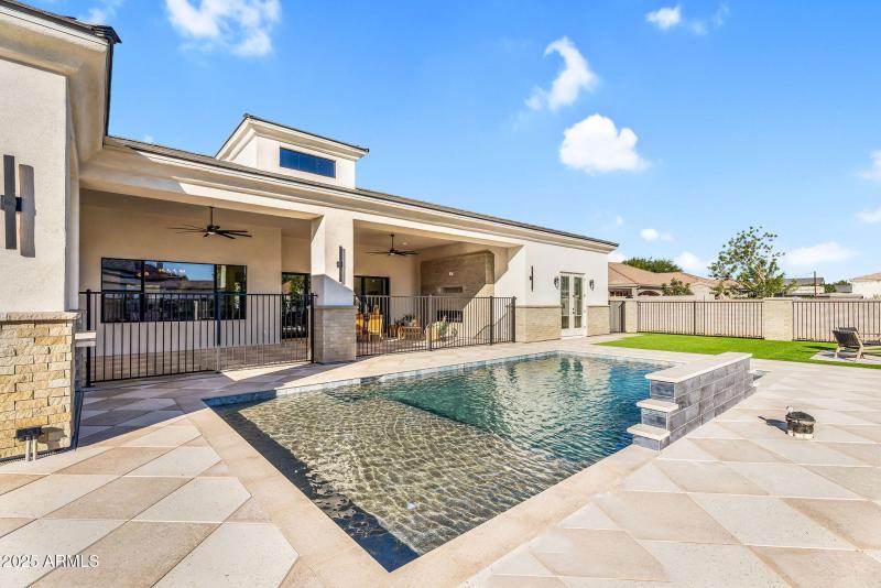 61-web-or-mls-19875 E SIlver Creek Ln-63