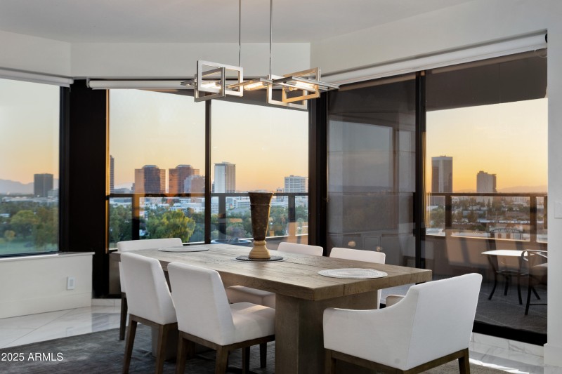 Crystal Point Penthouse-5