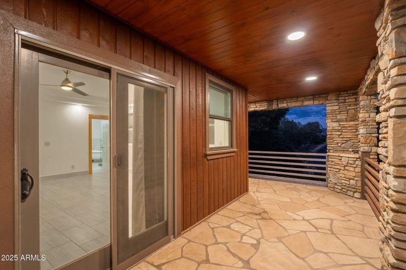 203 S Crescent Moon - 73