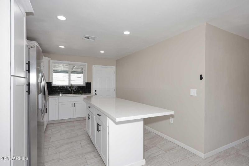 Kitchen-Island