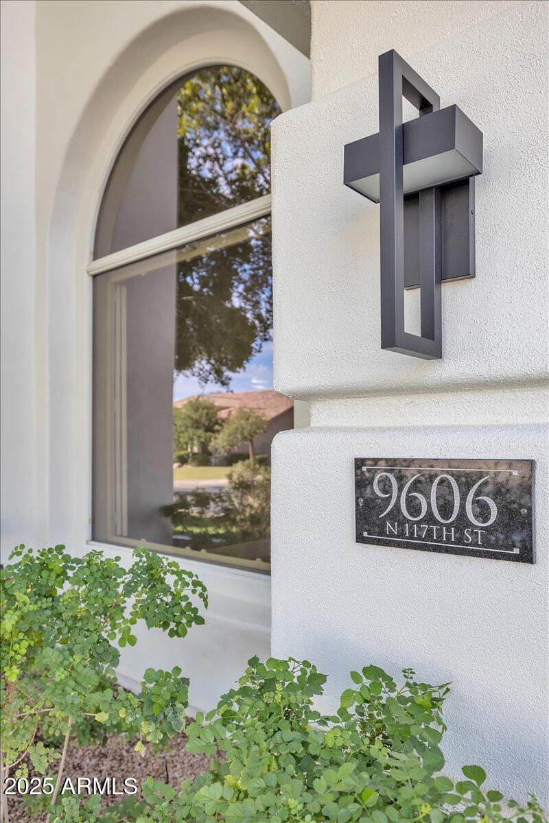 04-9606_N_117th_St41