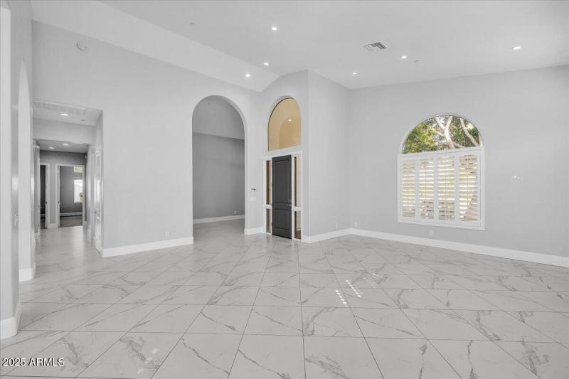 31-9606_N_117th_St22