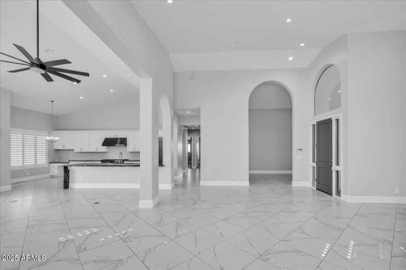 32-9606_N_117th_St23