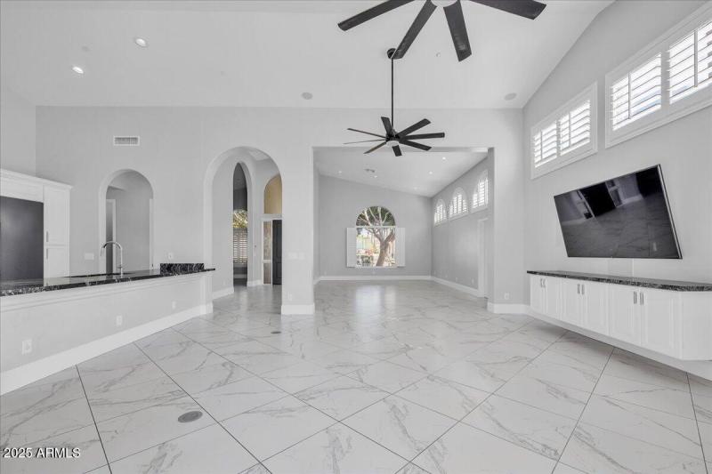 36-9606_N_117th_St27