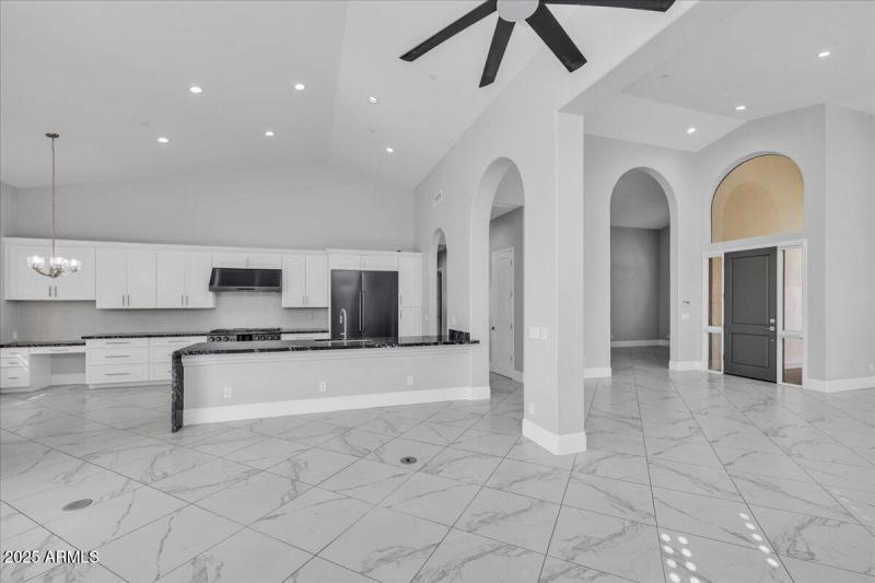 38-9606_N_117th_St29