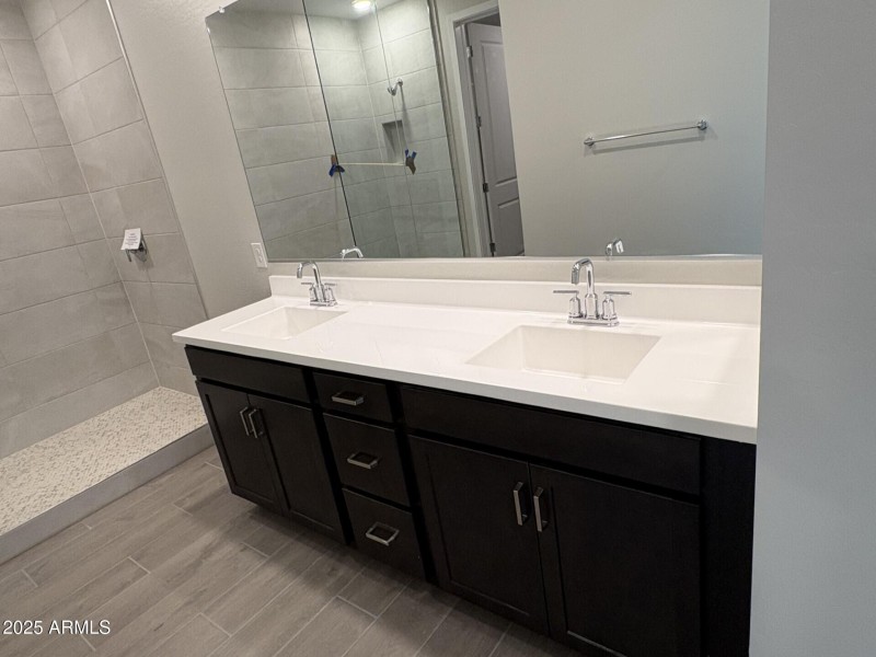 CIT45 Lot 111 Primary Bath3