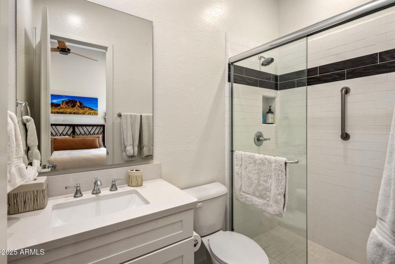 Bathroom 3 (ensuite)