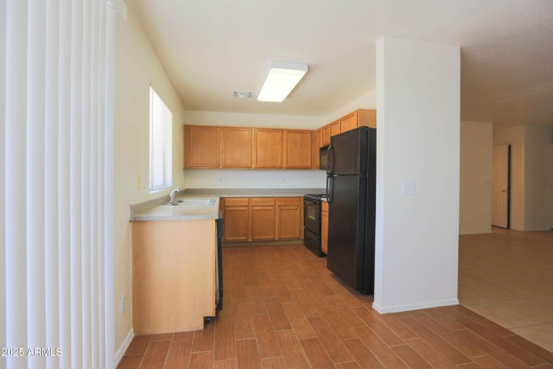 16058N135thDr-7