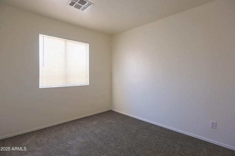 16058N135thDr-11