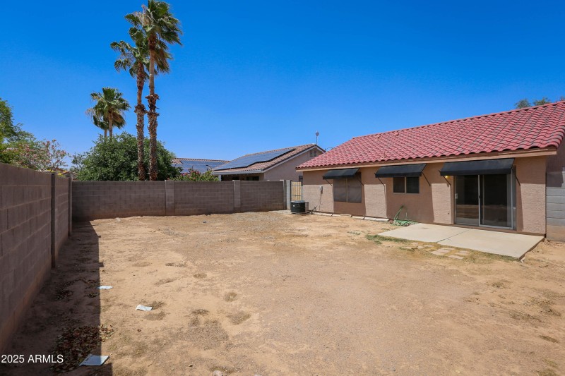 16058N135thDr-24