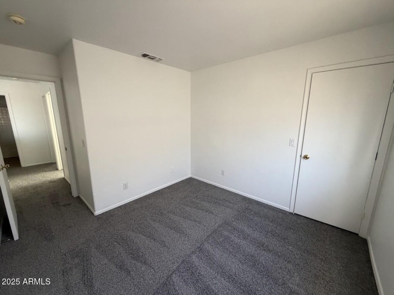 19 - Bedroom3