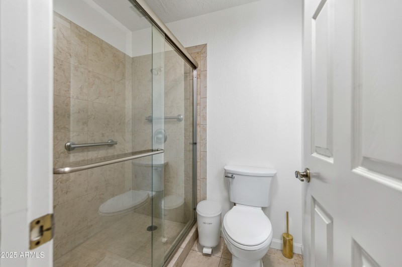 6249 N 78th St No16-24