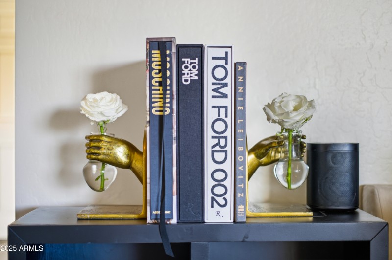 6249 N 78th St No16-105