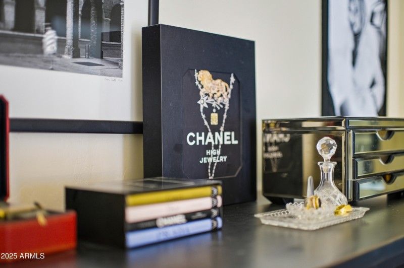 6249 N 78th St No16-106