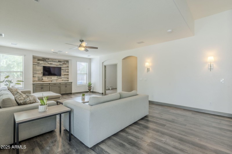 22-web-or-mls-Pine-22