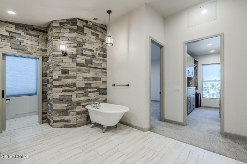 33-web-or-mls-Pine-33