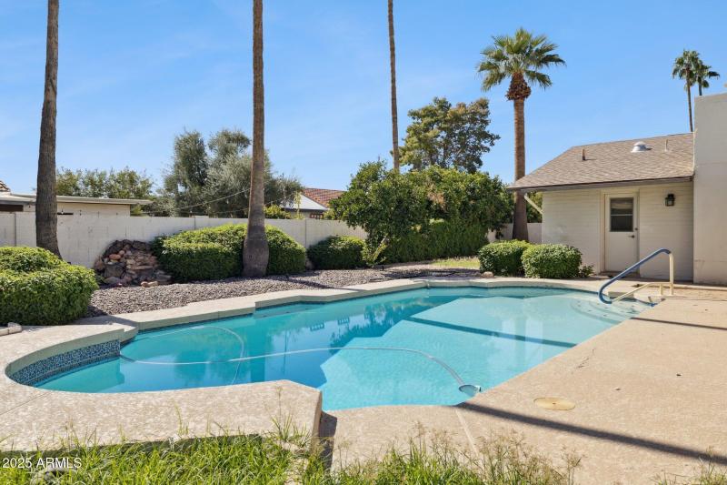 30-web-or-mls-8590-e-via-de-dorado