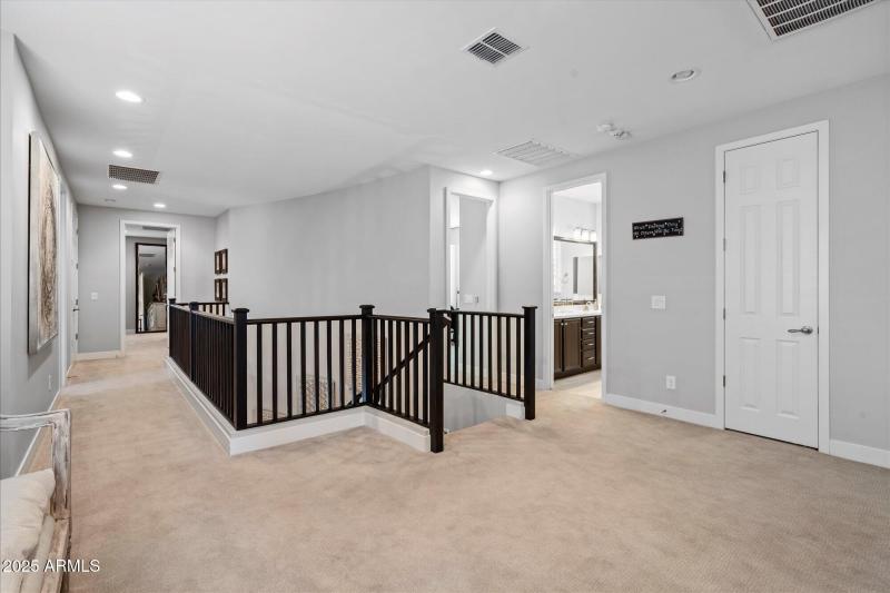 15-Stair Landing