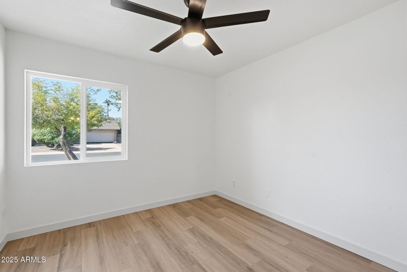 17-web-or-mls-017_ListerPros