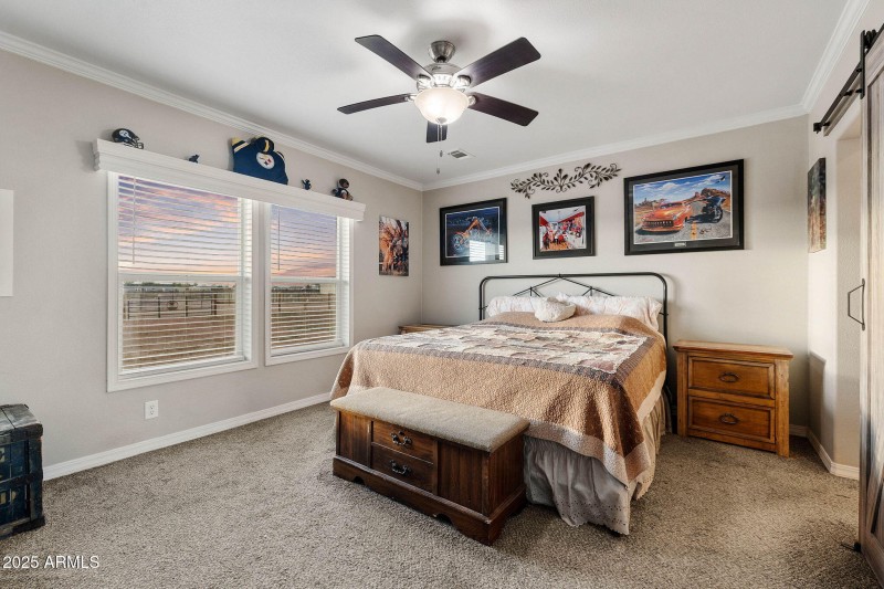 23-Primary Bedroom (1)