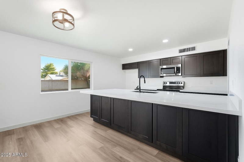 ChatGPT Image Oct 24, 2025, 04_17_10 PM