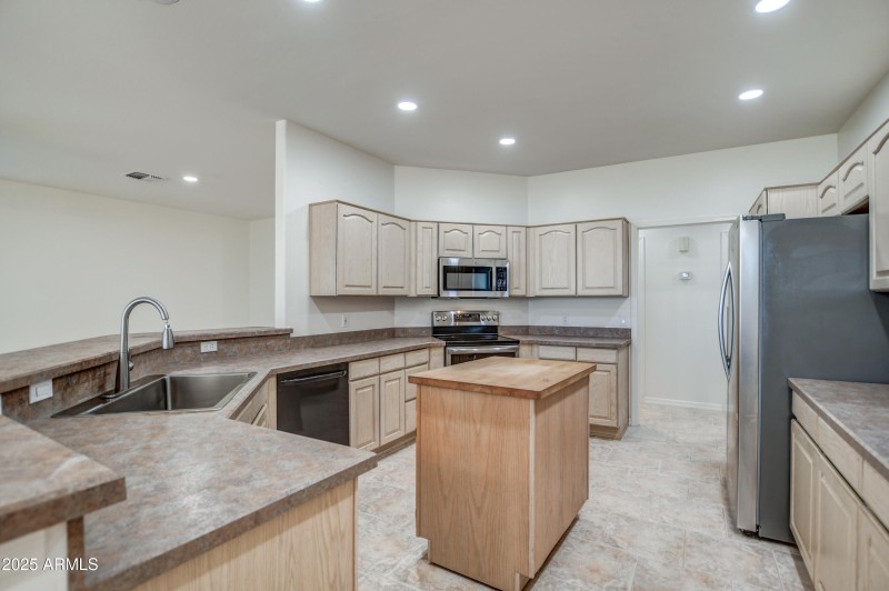 Kitchen 4