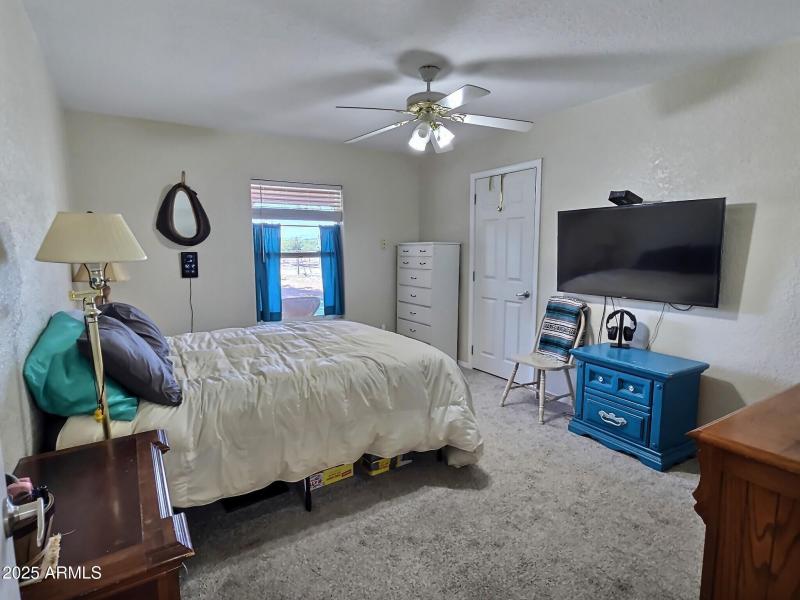 bedroom3