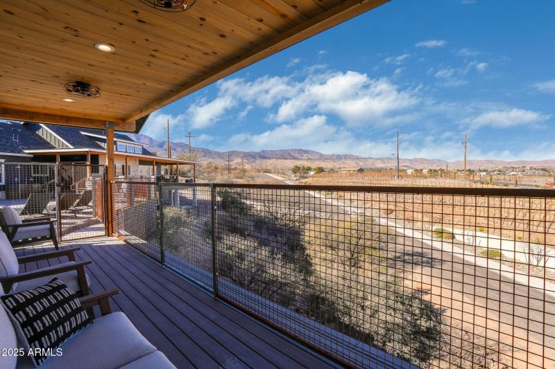 Pool House Covered Deck