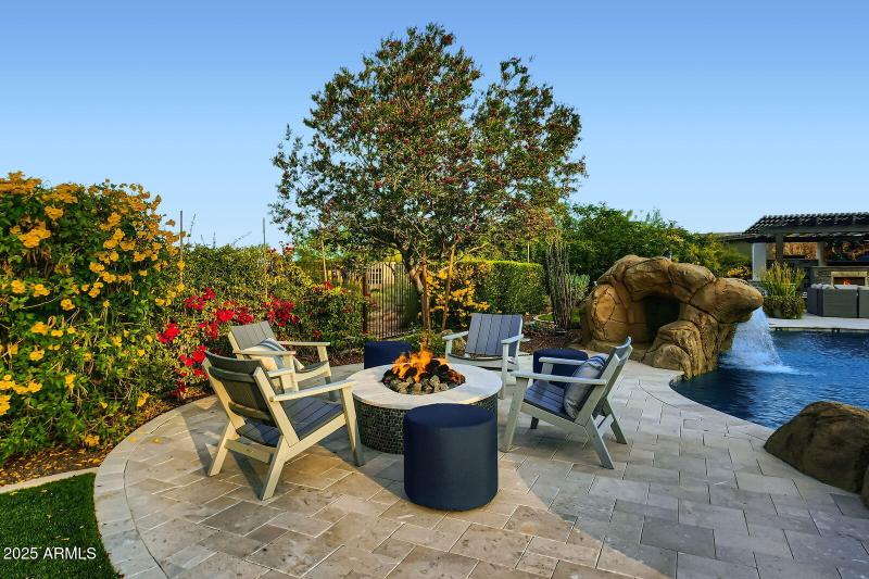 043 - 130 Fire Pit